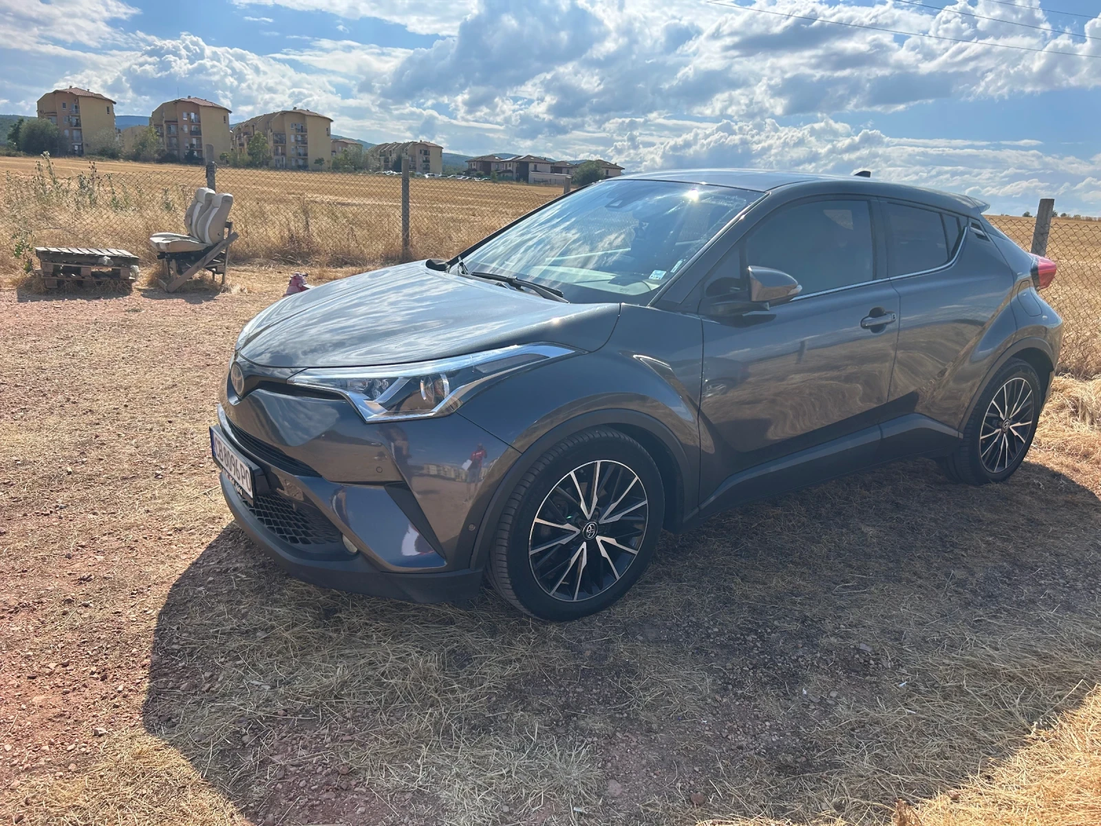 Toyota C-HR 1.8, снимка 3 - Автомобили и джипове - 55684033