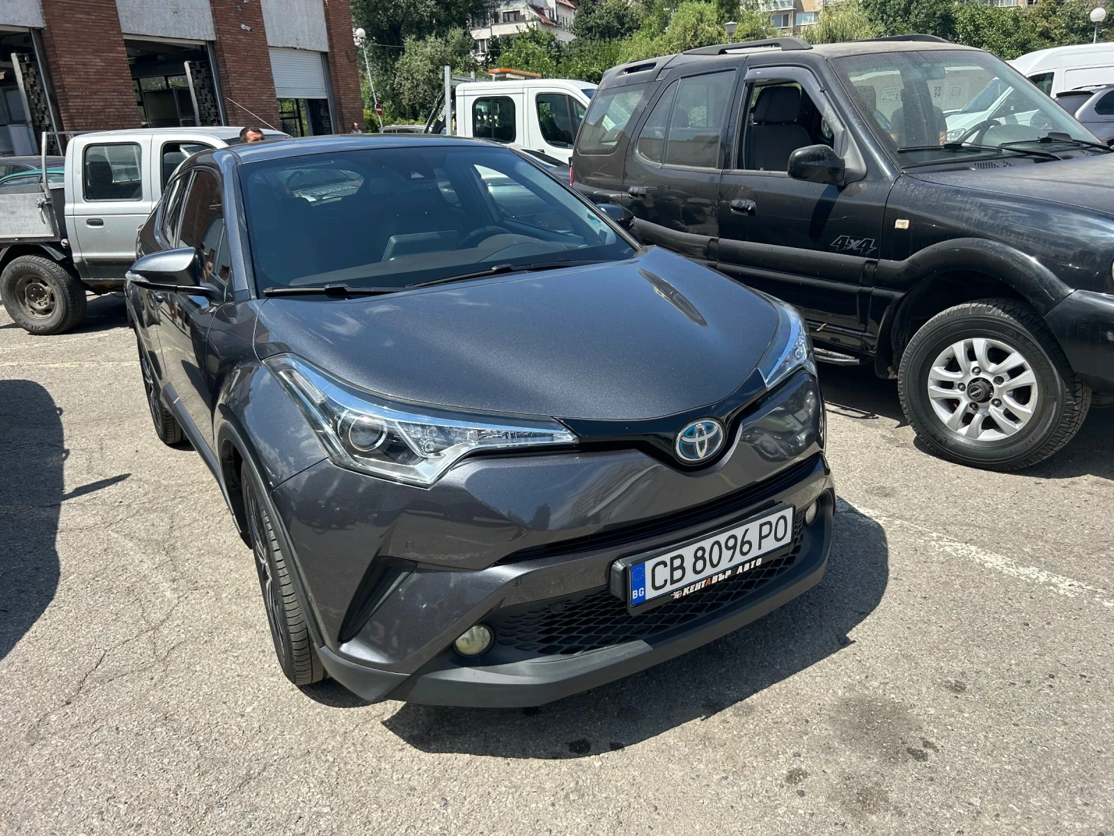 Toyota C-HR 1.8, снимка 4 - Автомобили и джипове - 55684033