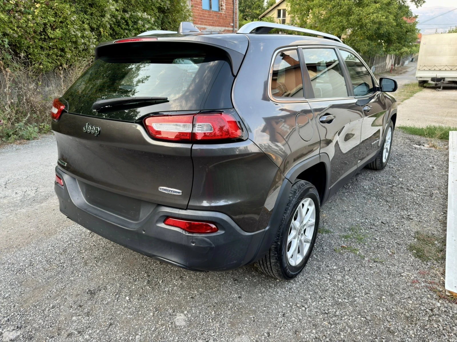 Jeep Cherokee, снимка 3 - Автомобили и джипове - 55817165