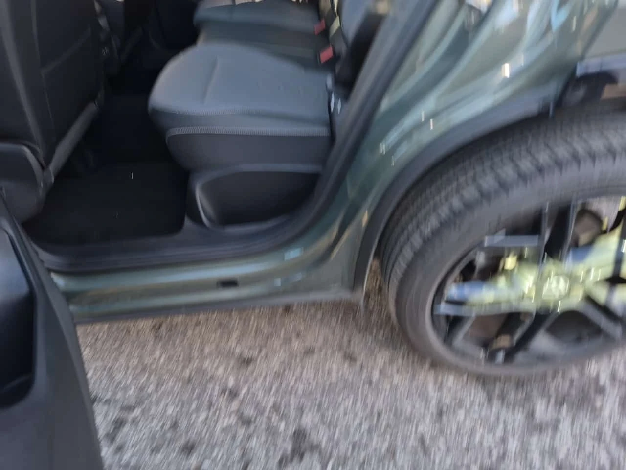 VW Tiguan Comfortline R Line Black Edition * CARFAX *  | Mobile.bg � ����������� 3