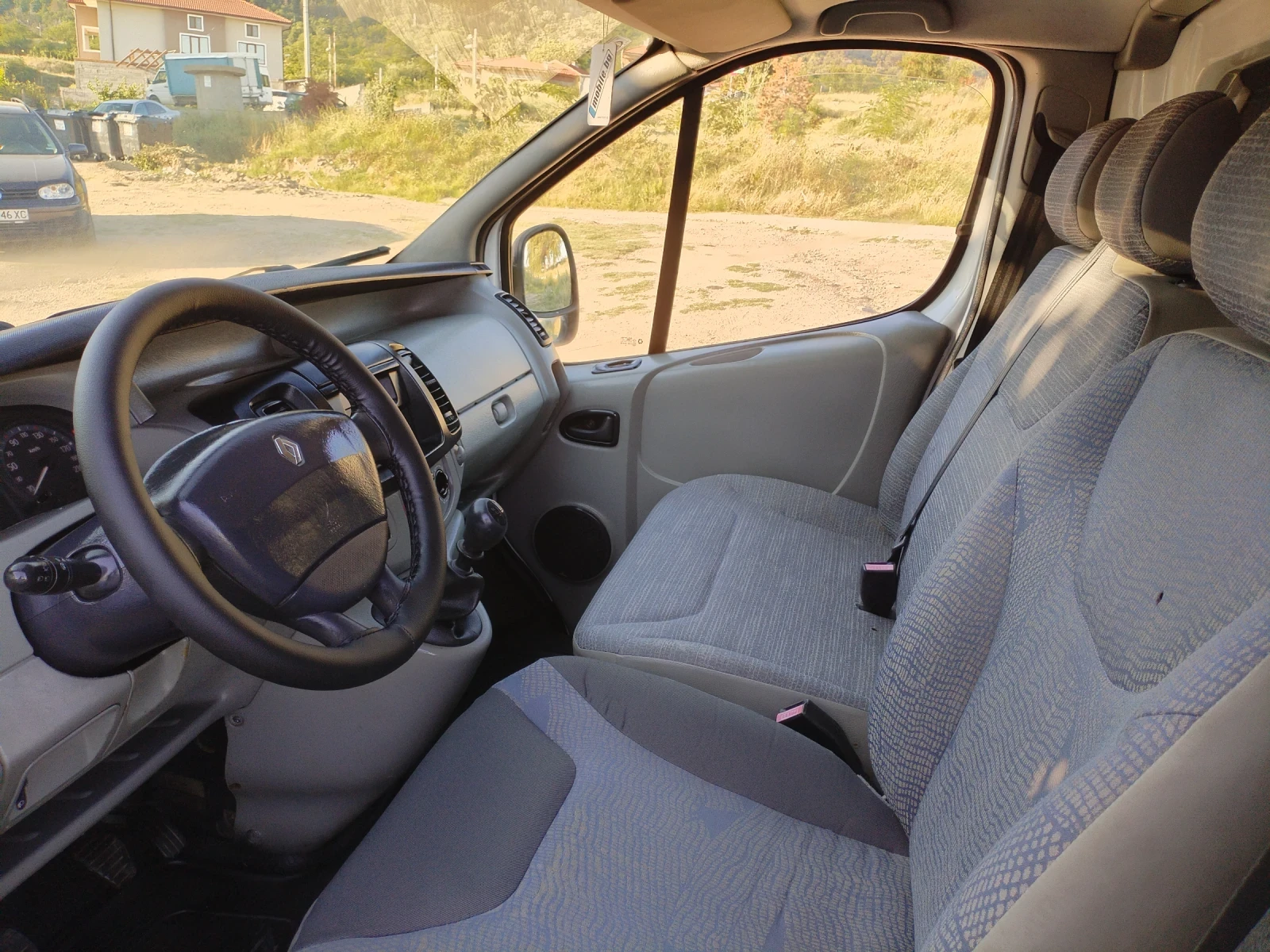 Renault Trafic 2.0 DCI 114hp 6ск Климатик MAXI Теглич , снимка 14 - Бусове и автобуси - 55236739
