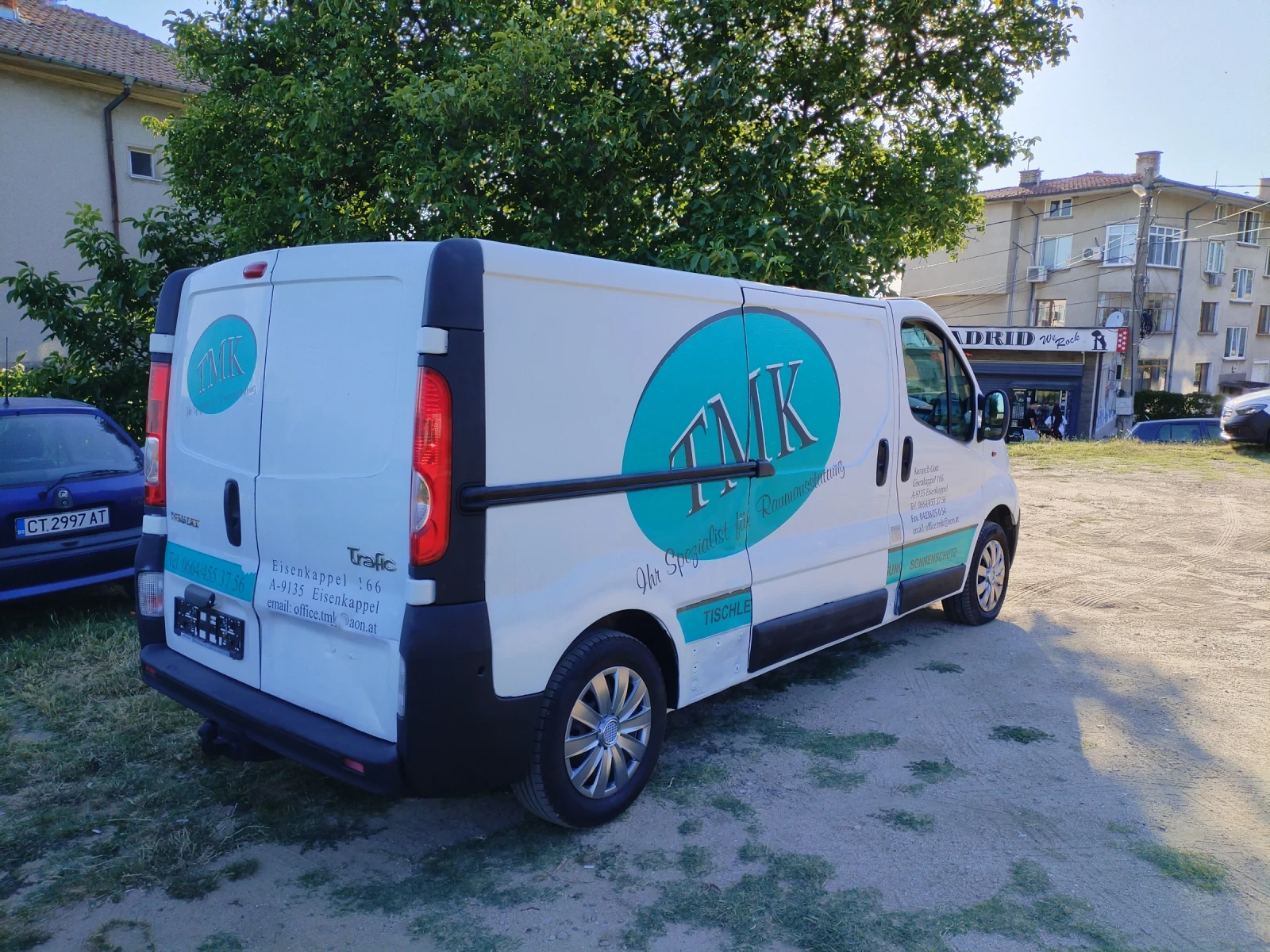 Renault Trafic 2.0 DCI 114hp 6ск Климатик MAXI Теглич , снимка 9 - Бусове и автобуси - 55236739