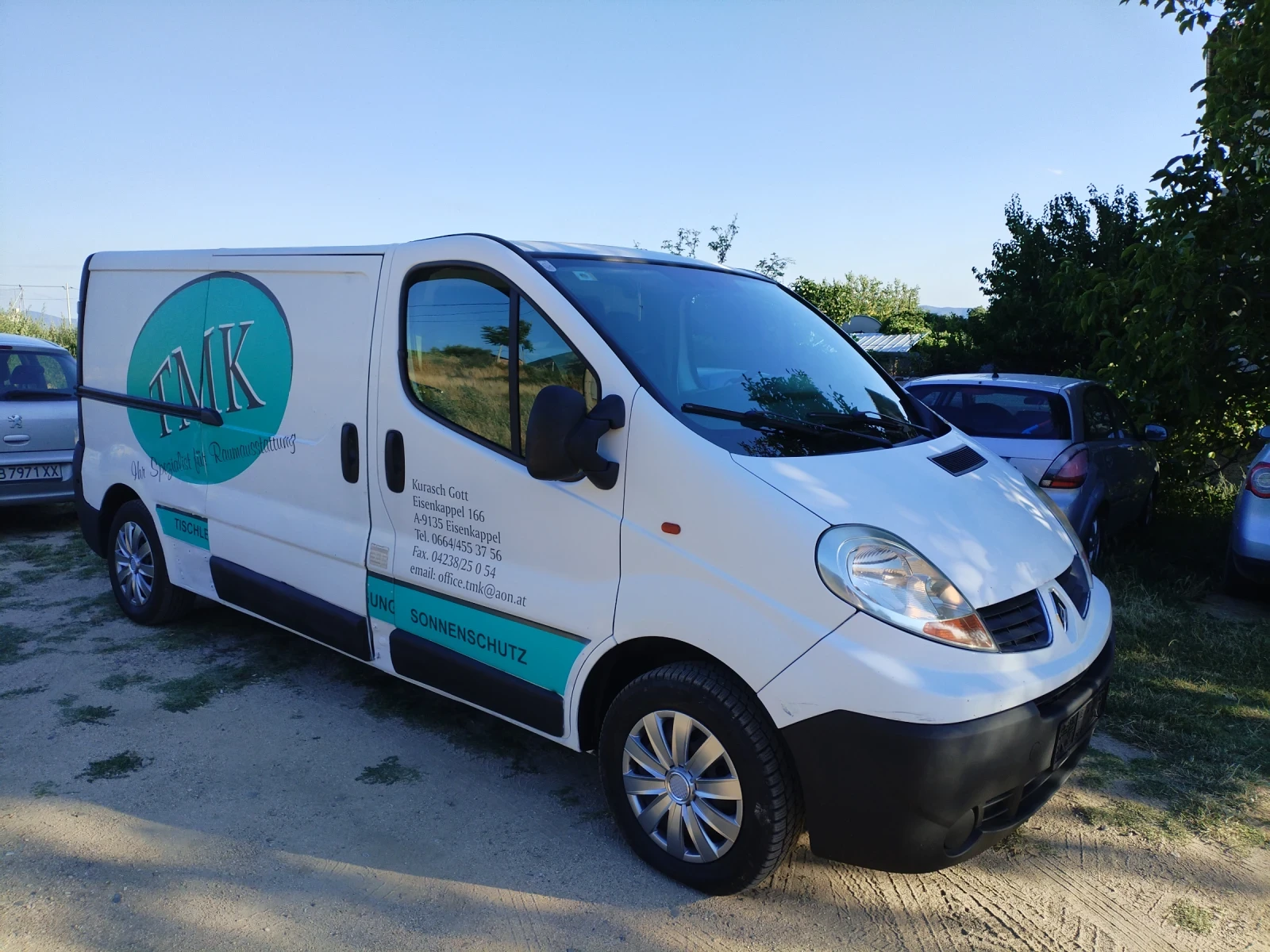 Renault Trafic 2.0 DCI 114hp 6ск Климатик MAXI Теглич , снимка 4 - Бусове и автобуси - 55236739