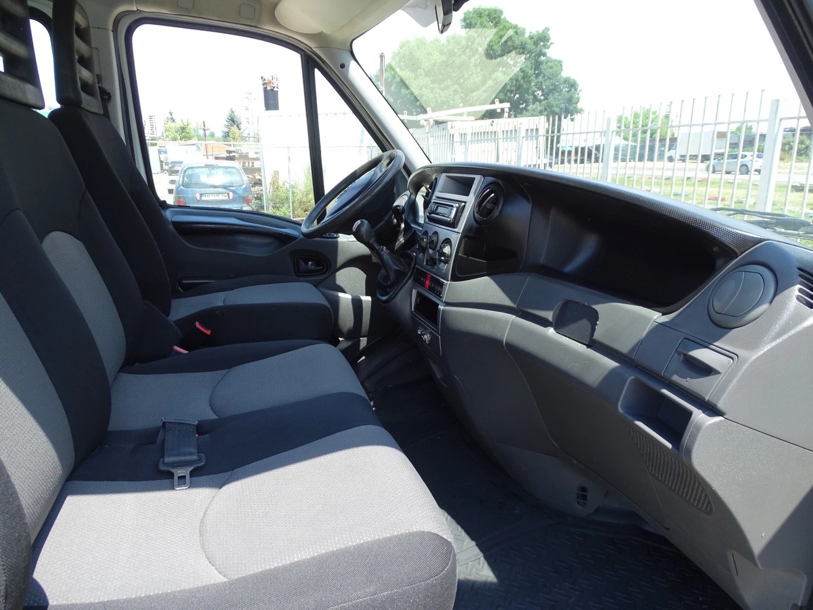 Iveco 35c15 3.0HPI  КАТ. * Б* 7-места, снимка 8 - Бусове и автобуси - 55322853