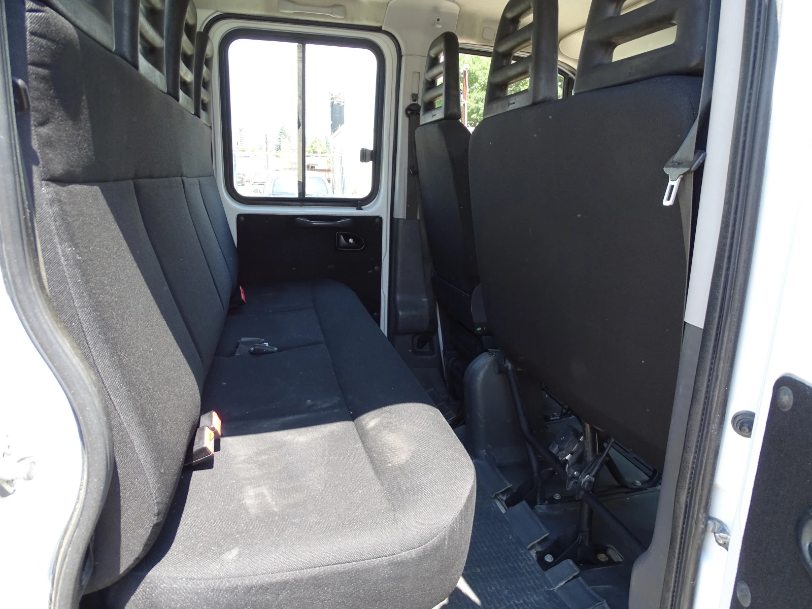 Iveco 35c15 3.0HPI  КАТ. * Б* 7-места, снимка 7 - Бусове и автобуси - 55322853