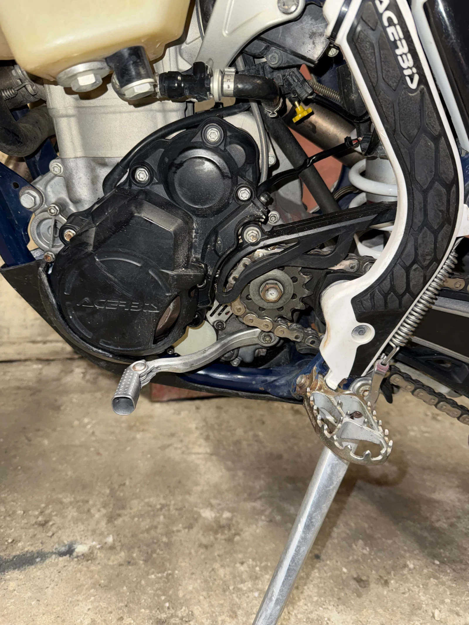 Husqvarna 350, снимка 5 - Мотоциклети и мототехника - 55828086