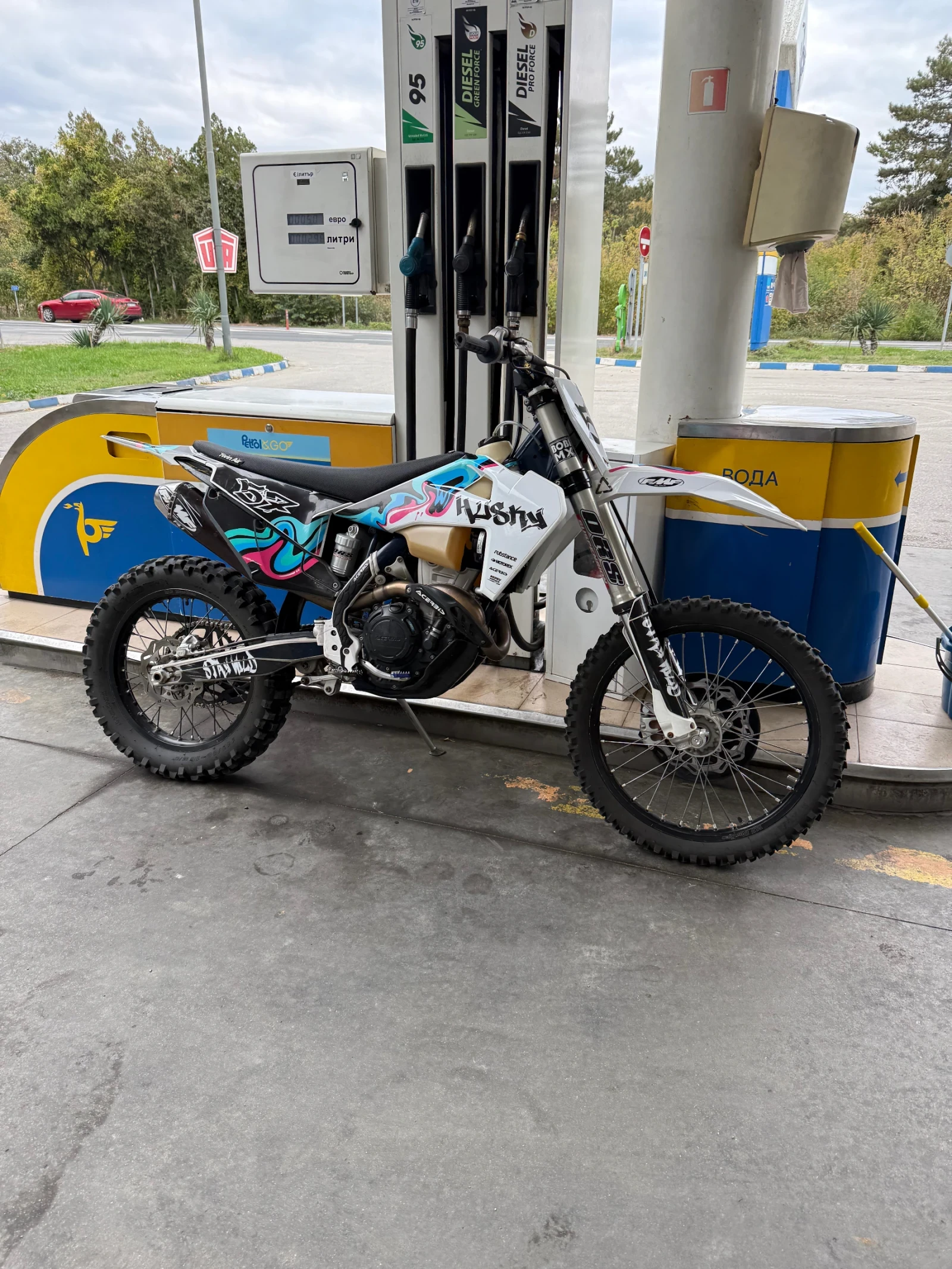 Husqvarna 350, снимка 4 - Мотоциклети и мототехника - 56637408