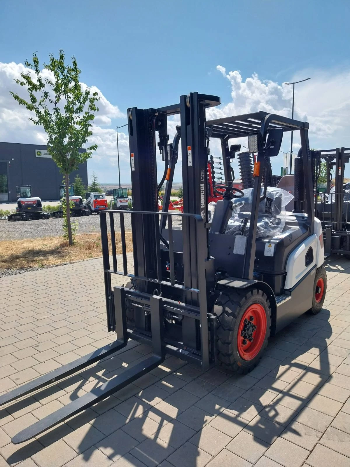 Мотокар Bobcat D20NXP, снимка 2 - Индустриална техника - 55264482