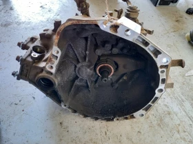 Скоростна кутия Тойота Ярис 1.0Б 