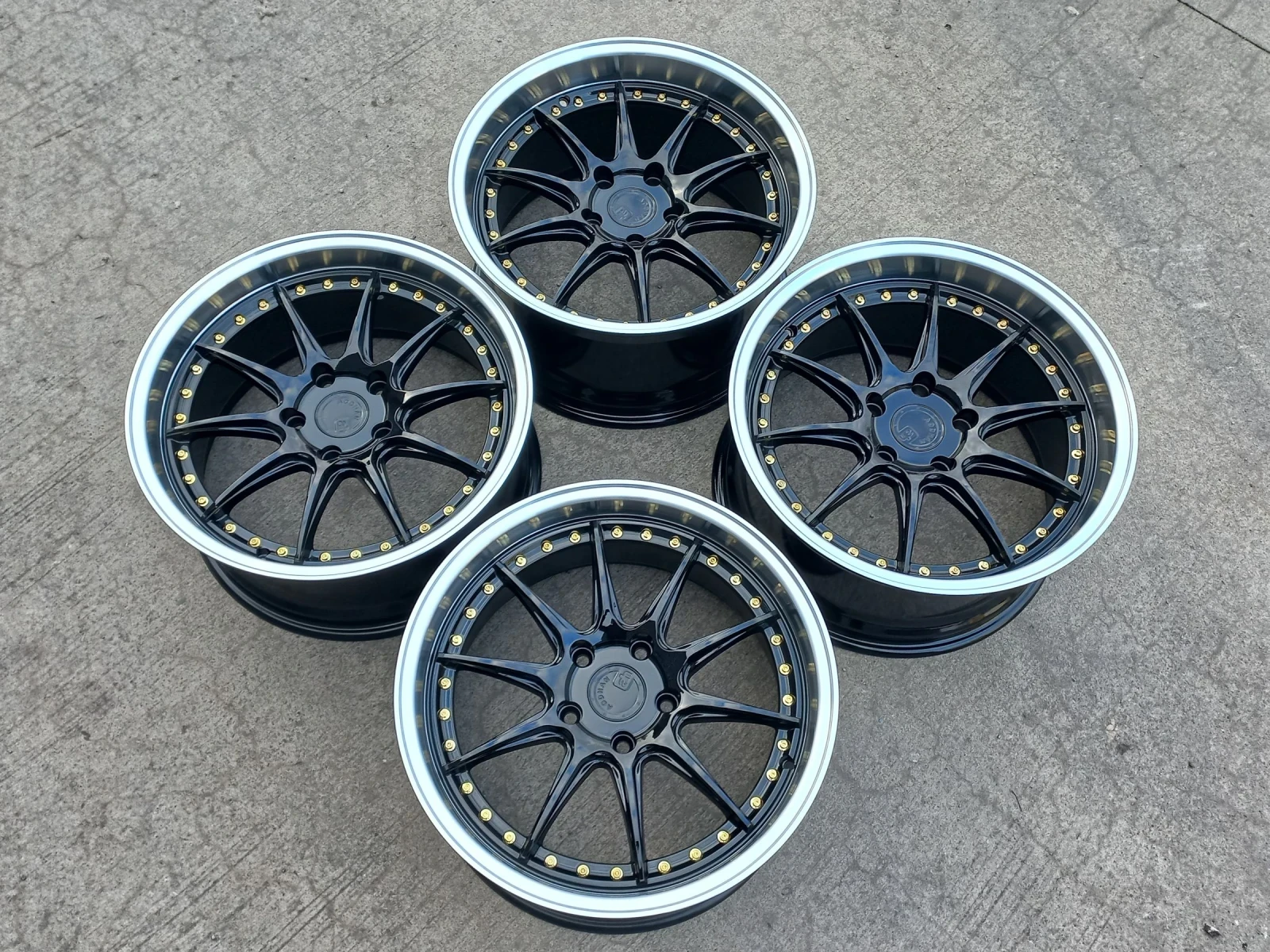 ������ �� Lexus | Mobile.bg � ����������� 2