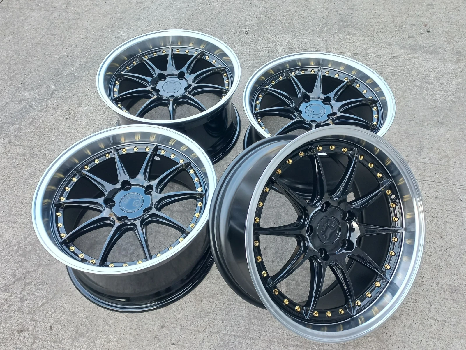 ������ �� Lexus | Mobile.bg � ����������� 4