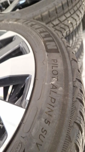 Гуми с джанти Michelin 235/50R19, снимка 4 - Гуми и джанти - 48994422