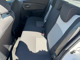 Toyota Yaris 1.5i Facelift/Мултимедия, снимка 10