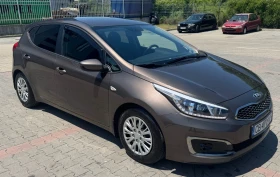 Kia Ceed 1.4crdi, 98хил.км, снимка 2