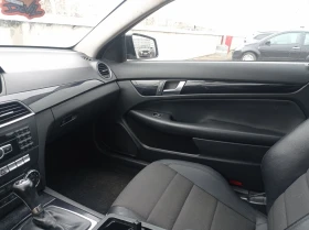 Mercedes-Benz C 220, снимка 13