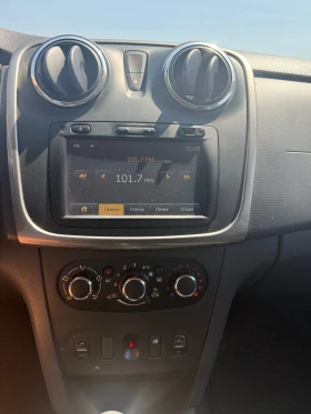 Dacia Sandero 1.2 75 кс - газ, снимка 12