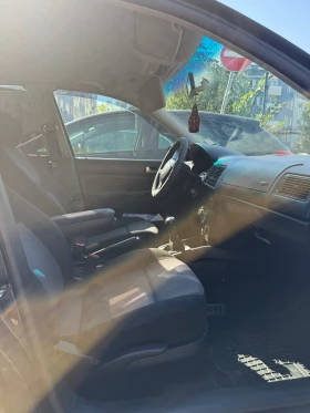 VW Golf 1.6 С ГАЗ, снимка 7