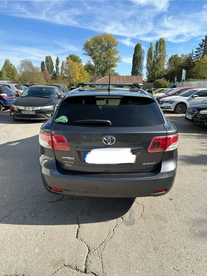 Toyota Avensis D4D, снимка 14 - Автомобили и джипове - 48860813