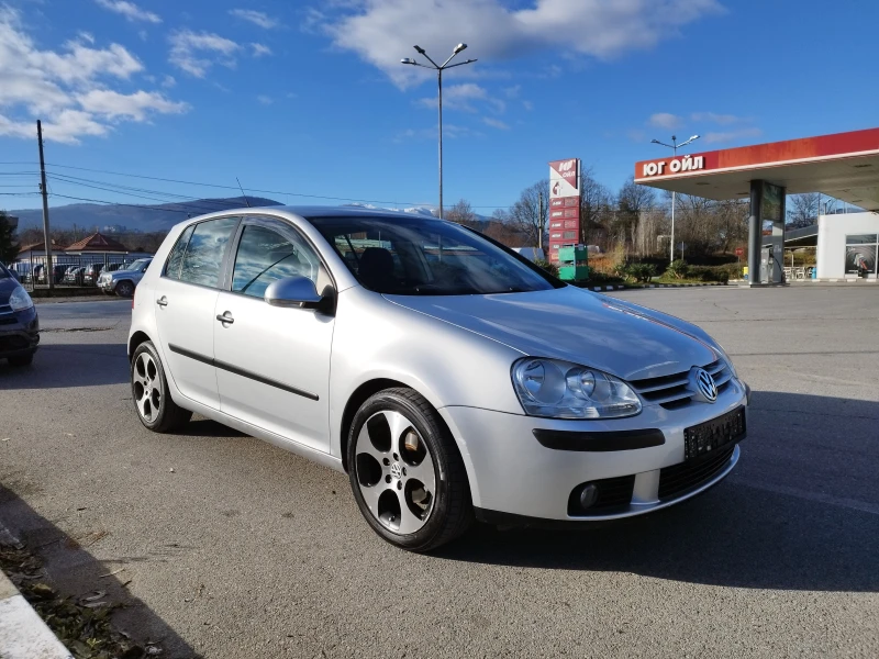 VW Golf 1.9  TDI, снимка 3 - Автомобили и джипове - 48381750