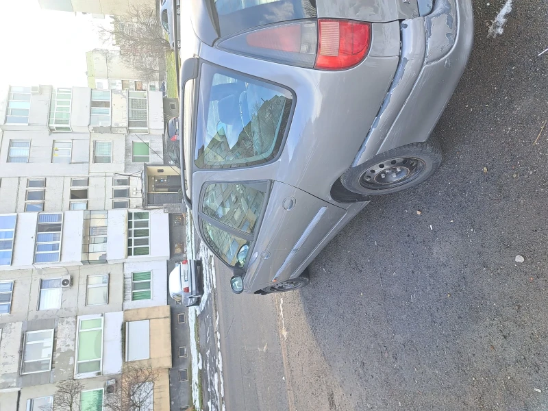 Renault Laguna 1.8 90ps, снимка 2 - Автомобили и джипове - 48755016