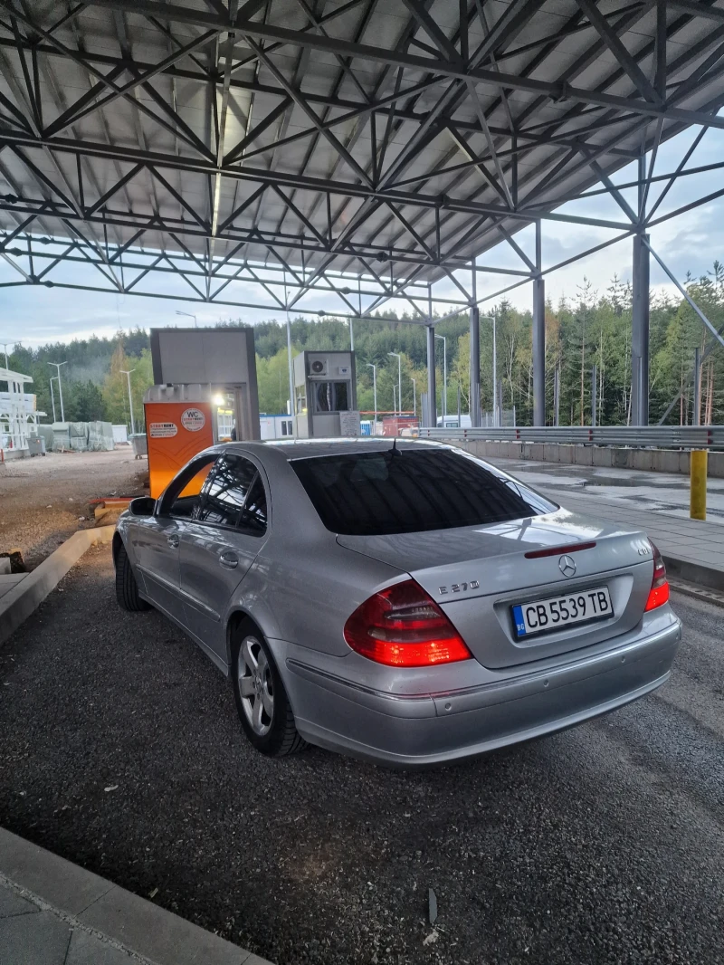 Mercedes-Benz E 270 AVANTGARDE, снимка 2 - Автомобили и джипове - 52357964