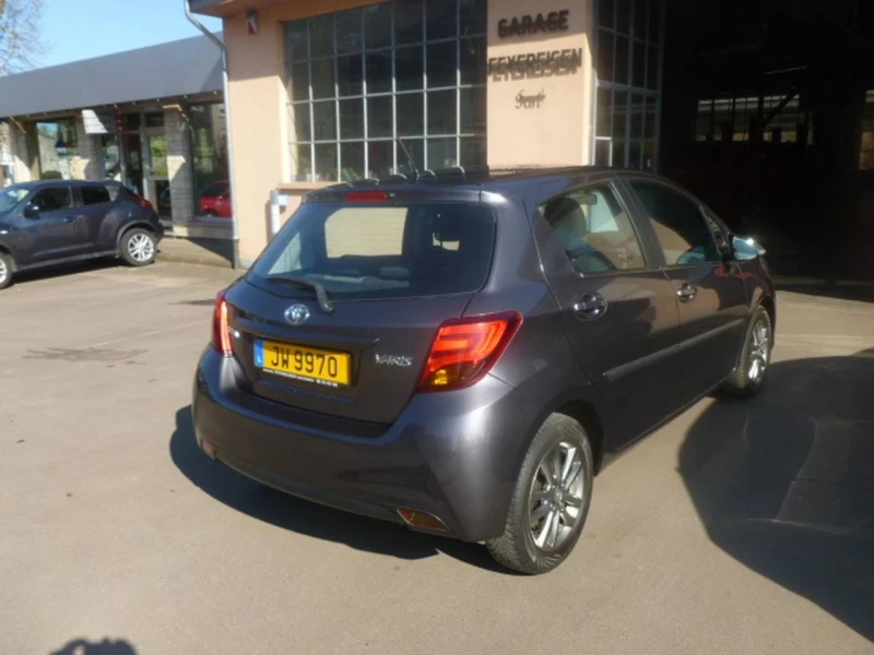 Toyota Yaris 1.4D4D 1ND 4 бр., снимка 2 - Автомобили и джипове - 51932959