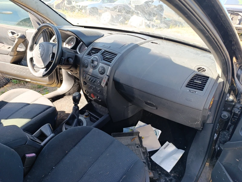 Renault Megane 1.9DCI 120к.с, снимка 8 - Автомобили и джипове - 50903211