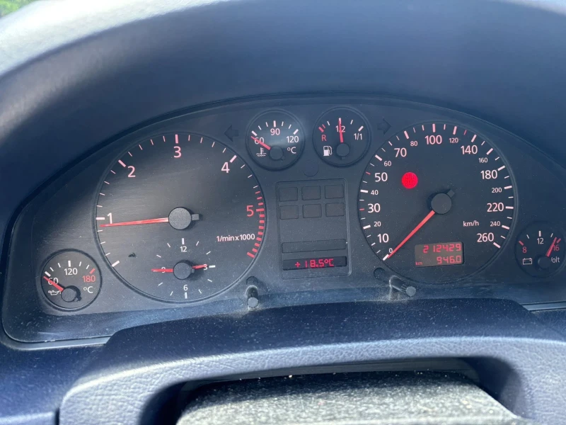 Audi A6 C5, снимка 11 - Автомобили и джипове - 52338329