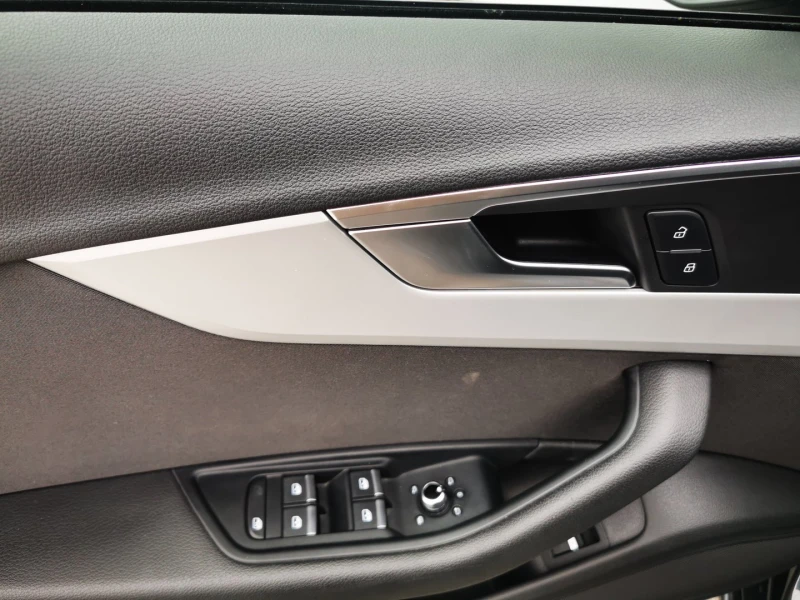 Audi A4 advanced 45 TFSI quattro, снимка 12 - Автомобили и джипове - 52882248