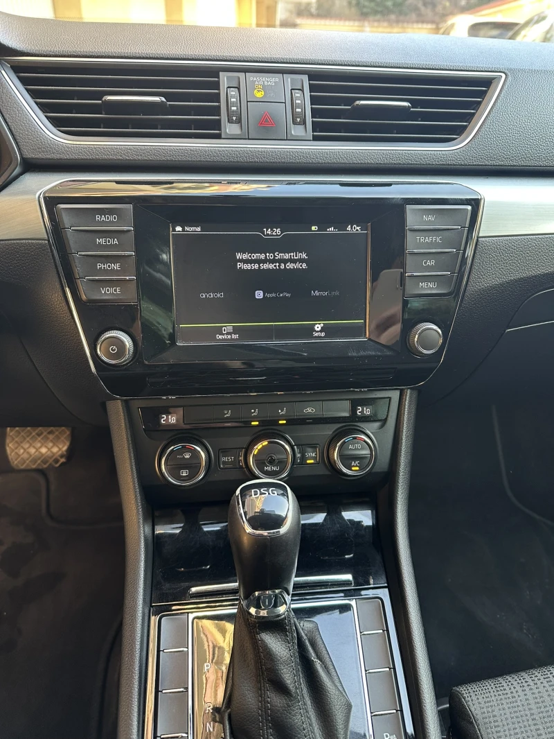 Skoda Superb 2.0TDI, снимка 8 - Автомобили и джипове - 52877946