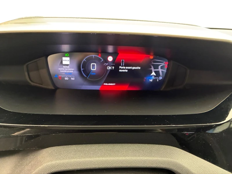 Peugeot 308 1.5BLUE HDI BVM 6 ACTIVE PACK 131, снимка 9 - Автомобили и джипове - 53131828