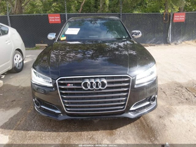 Audi S8 4.0T* QUATTRO* MATRIX* PANO* ПОДГРЕВ* ОБДУХВАНЕ* , снимка 11 - Автомобили и джипове - 55612530