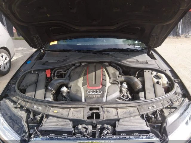 Audi S8 4.0T* QUATTRO* MATRIX* PANO* ПОДГРЕВ* ОБДУХВАНЕ* , снимка 9 - Автомобили и джипове - 55612530
