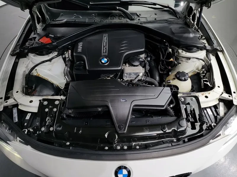 BMW 320 i M Sports - САМО 30% АВАНС, снимка 6 - Автомобили и джипове - 55896889