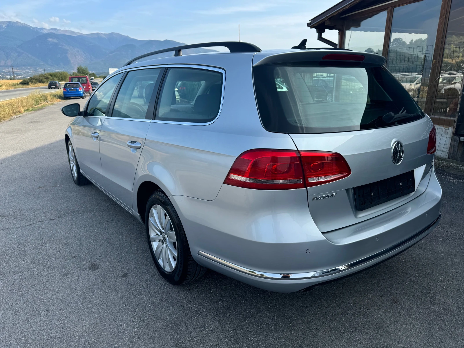 VW Passat 1.6TDi-Navi - изображение 4