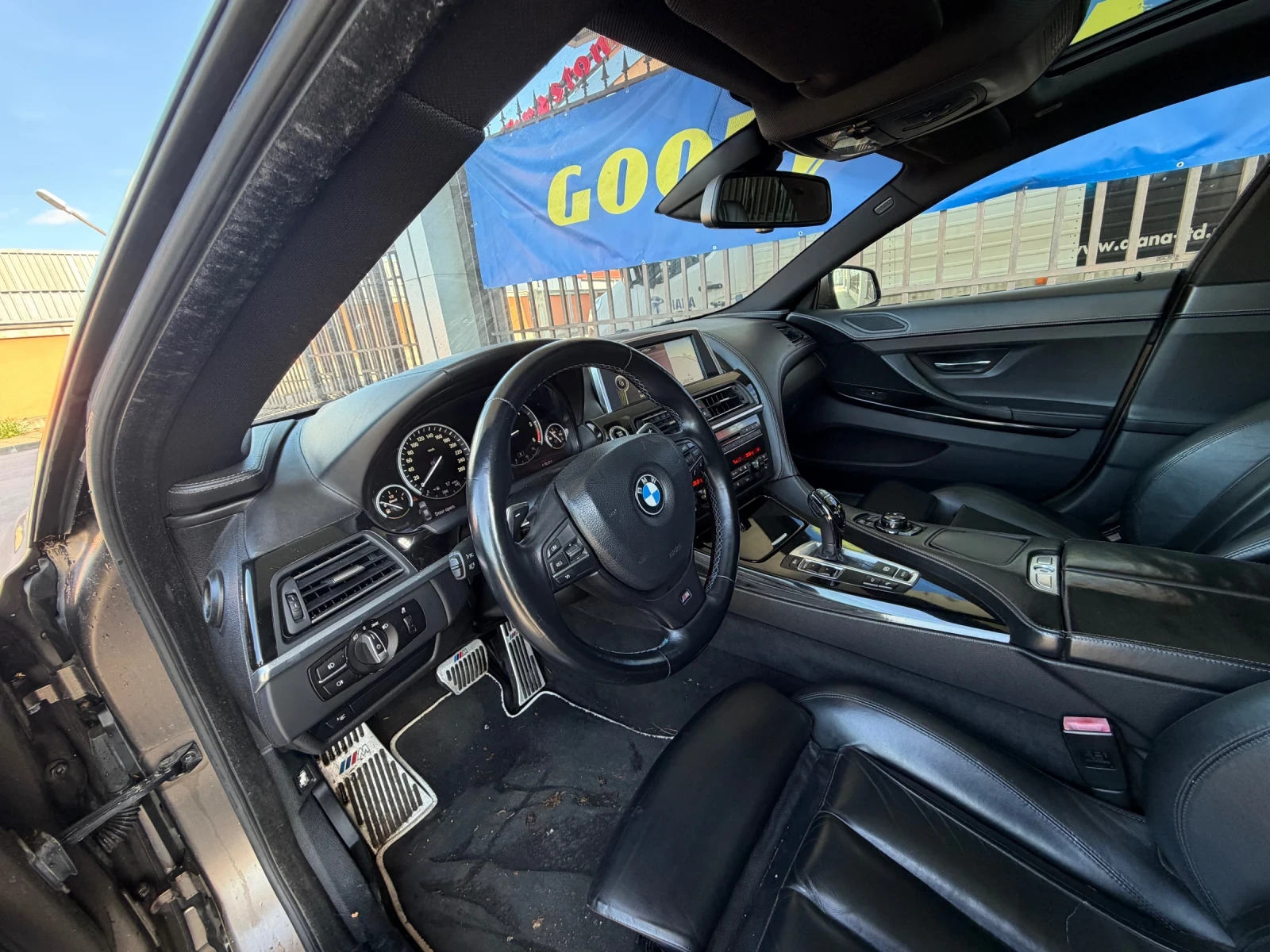 BMW 640 БАРТЕР* LASSER* ВАКУМ* ПАНОРАМА* HeadUP* KeylessGO, снимка 11 - Автомобили и джипове - 49263342