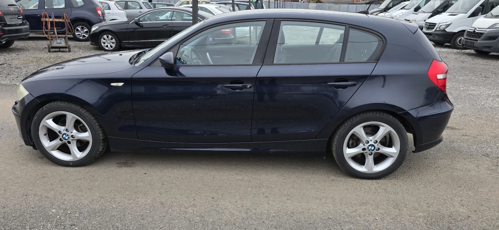 BMW 118 2000 - изображение 6