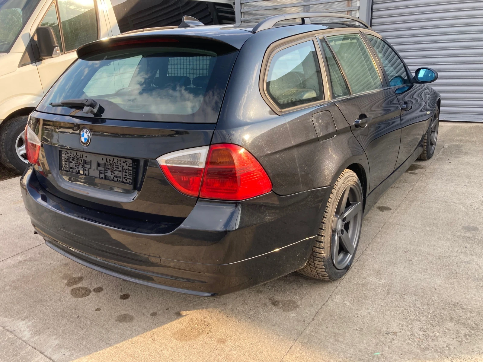 BMW 320 320 D, снимка 8 - Автомобили и джипове - 51237294