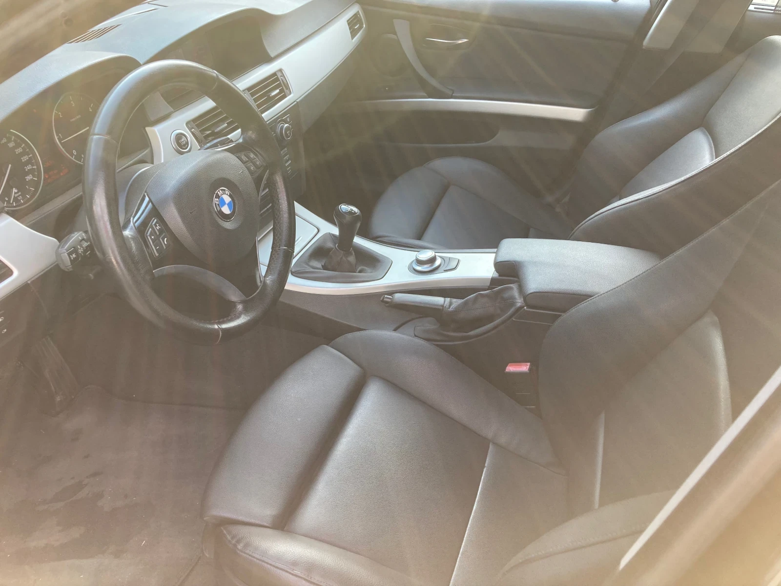 BMW 320 320 D, снимка 12 - Автомобили и джипове - 51237294
