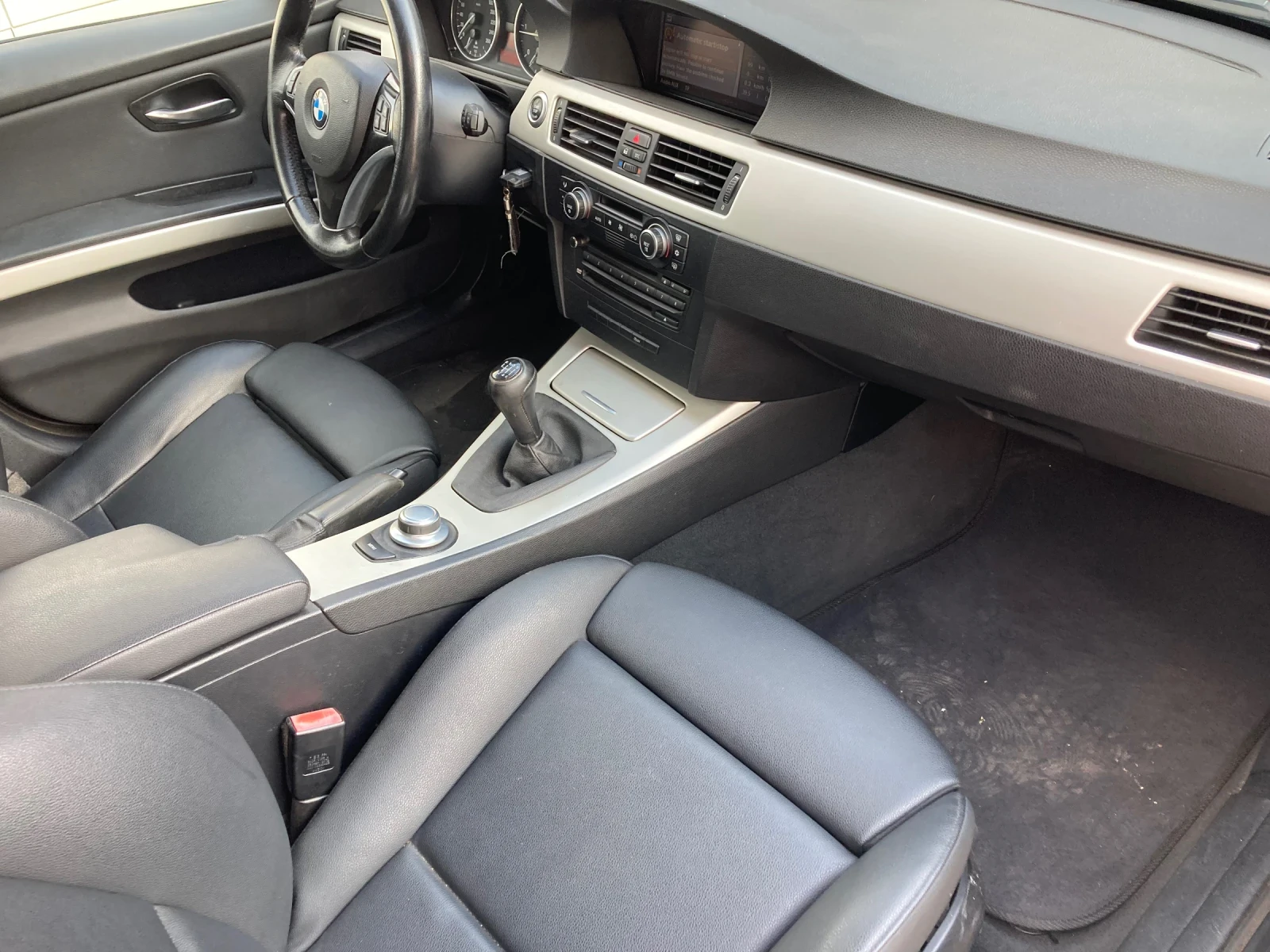 BMW 320 320 D, снимка 11 - Автомобили и джипове - 51237294