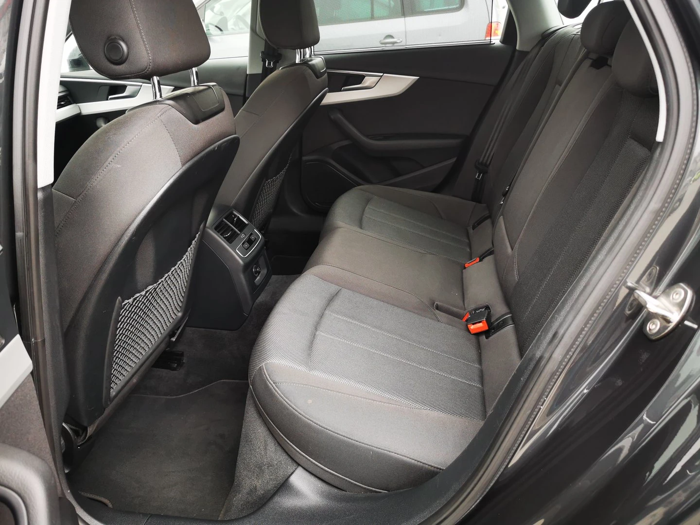 Audi A4 advanced 45 TFSI quattro | Mobile.bg � ����������� 7