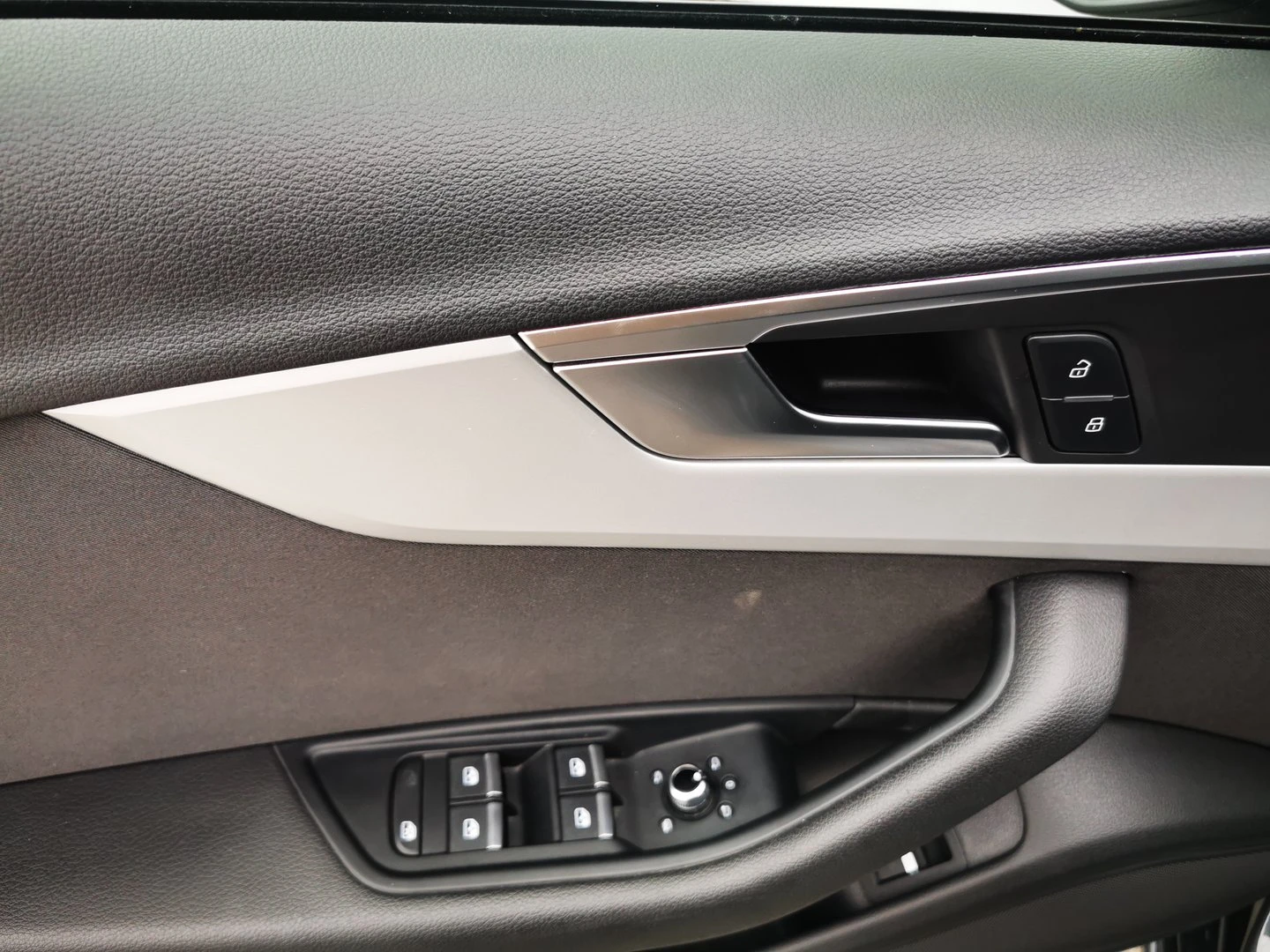 Audi A4 advanced 45 TFSI quattro | Mobile.bg � ����������� 12