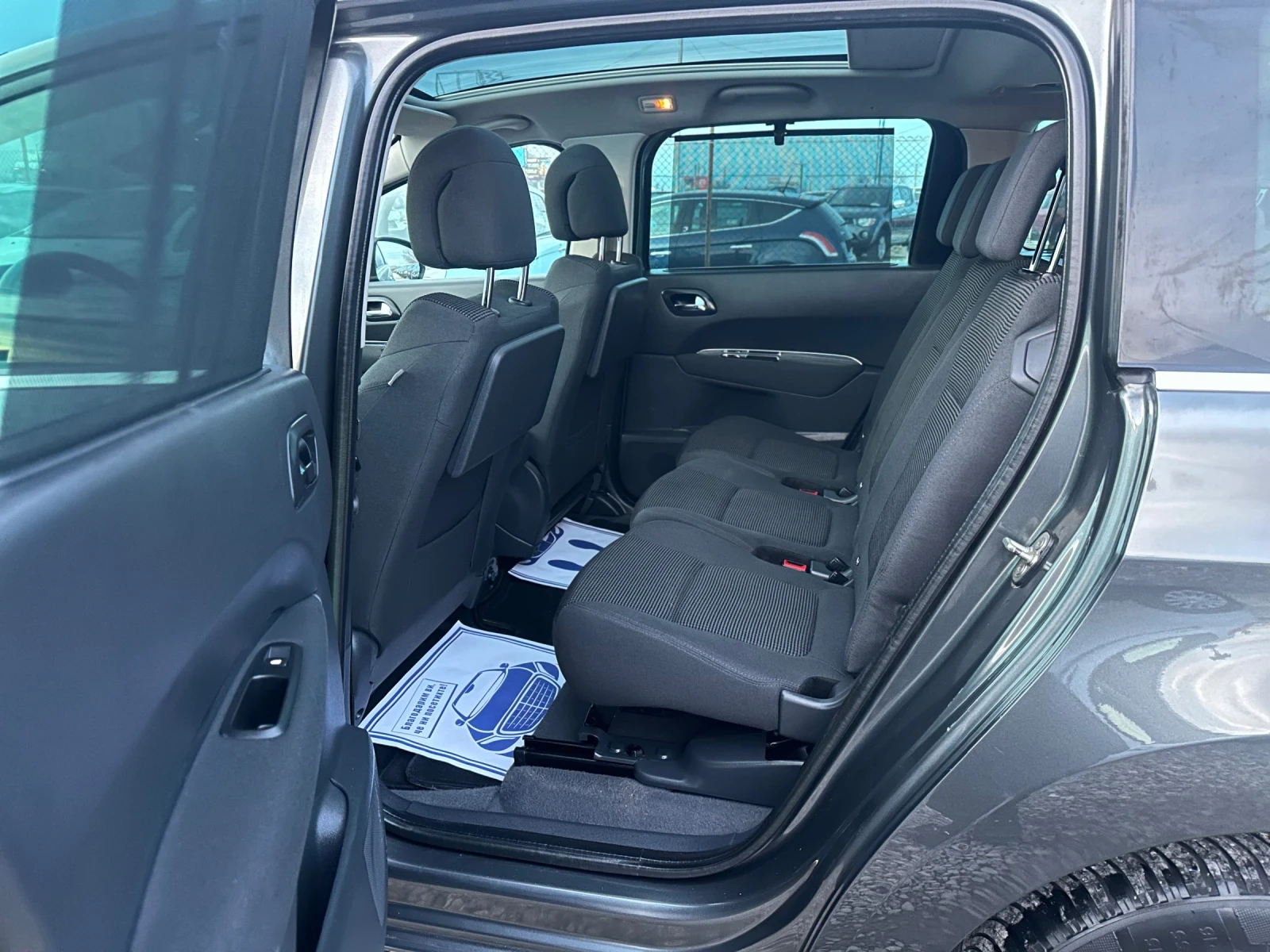 Peugeot 5008 2.0HDI 150kc 7 �����  ��������  | Mobile.bg � ����������� 8