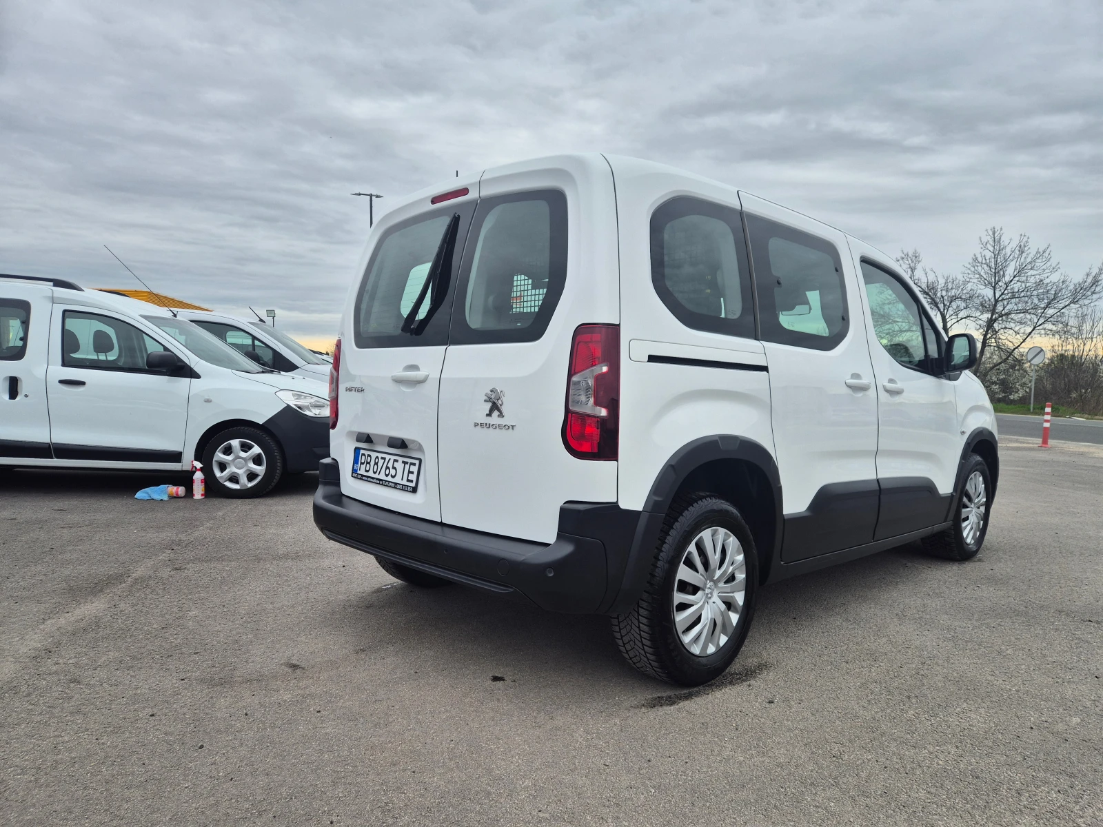 Citroen Berlingo N1- M/T 1.5 DCI, снимка 5 - Автомобили и джипове - 54031337