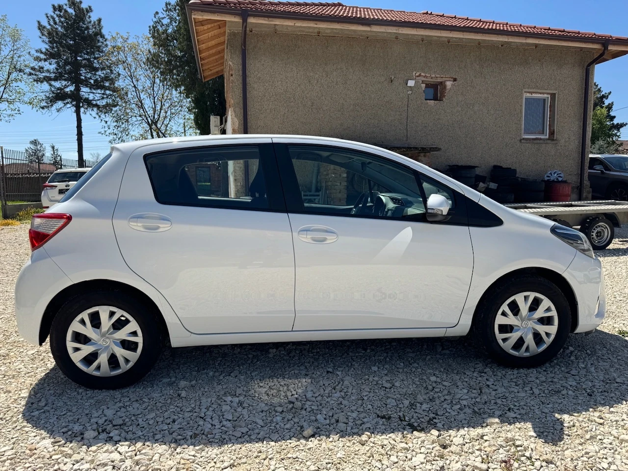 Toyota Yaris 1.5i Facelift/Мултимедия, снимка 6 - Автомобили и джипове - 54314059
