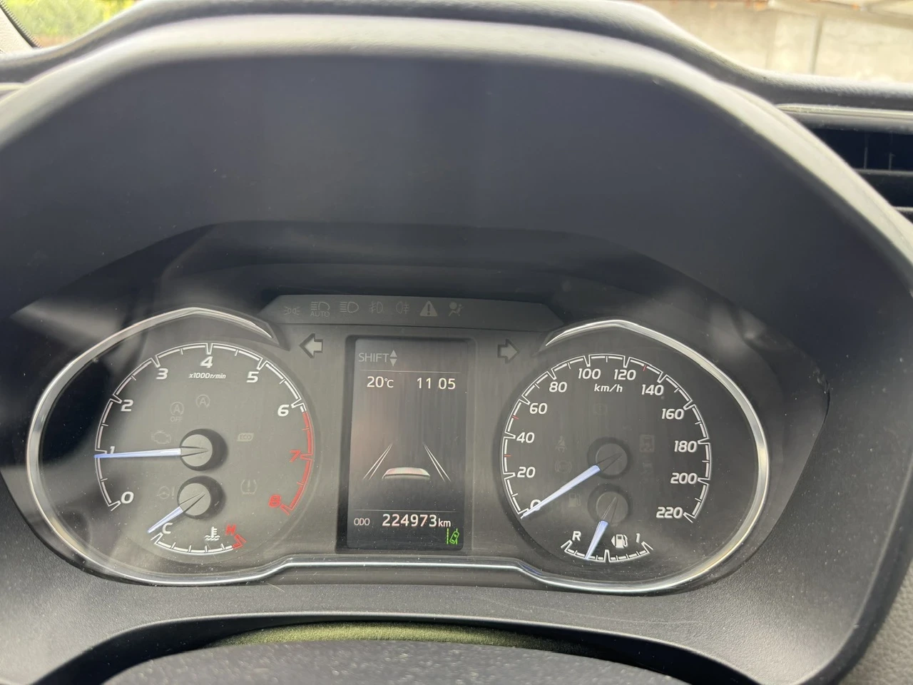 Toyota Yaris 1.5i Facelift/Мултимедия, снимка 14 - Автомобили и джипове - 54923369