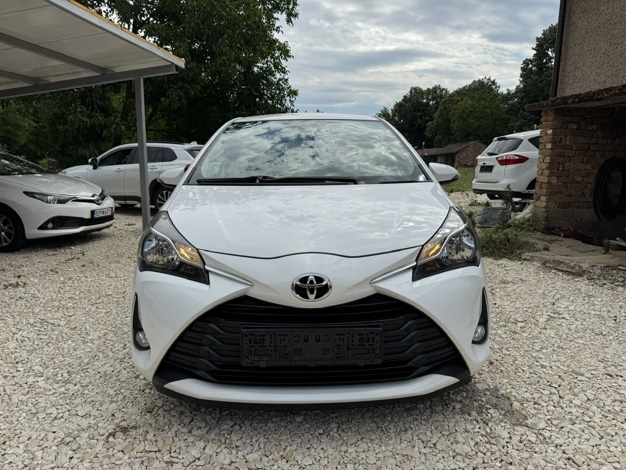 Toyota Yaris 1.5i Facelift/Мултимедия, снимка 8 - Автомобили и джипове - 54923369