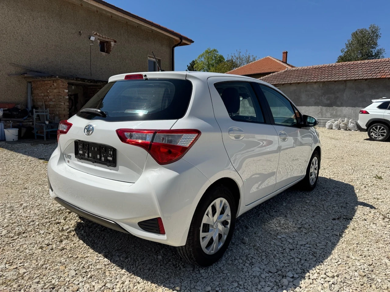 Toyota Yaris 1.5i Facelift/Мултимедия, снимка 5 - Автомобили и джипове - 54314059