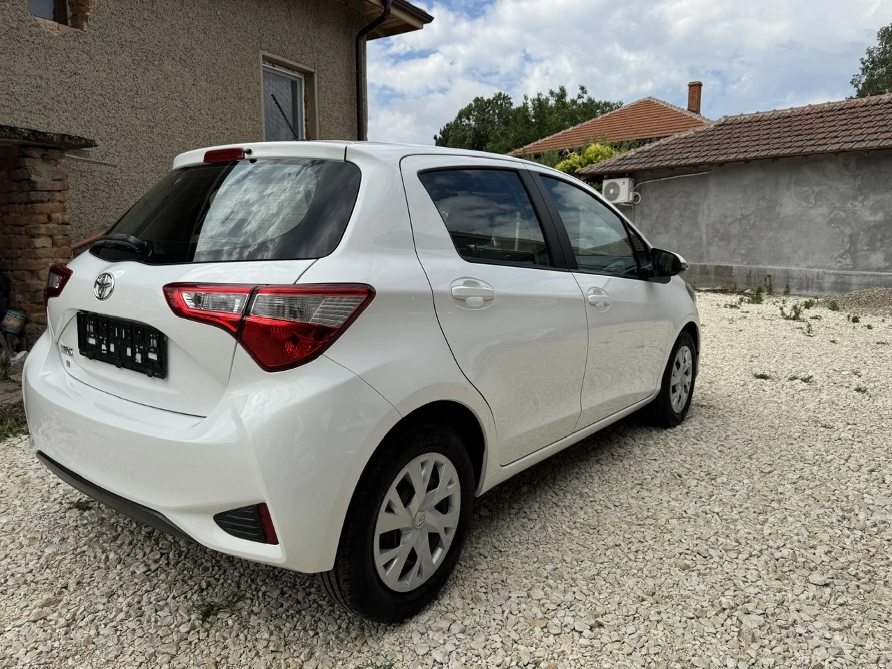Toyota Yaris 1.5i Facelift/Мултимедия, снимка 5 - Автомобили и джипове - 54923369