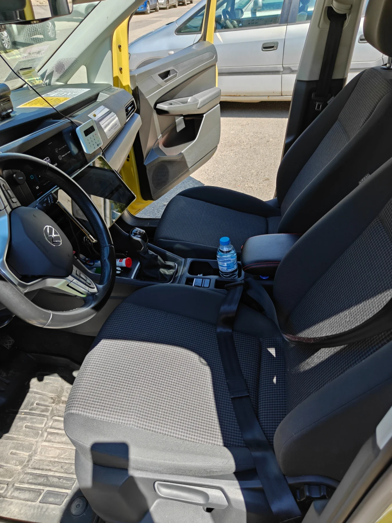VW Caddy Taxi, снимка 7 - Автомобили и джипове - 54428033